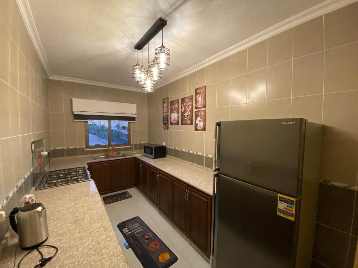 Lovely 3-Bedrooms Rental Unit Акаба Екстер'єр фото