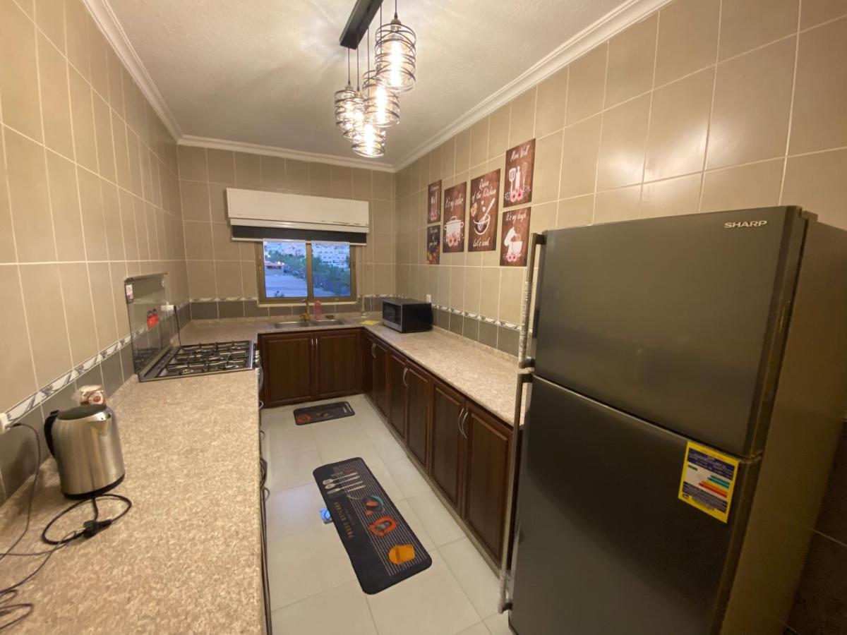 Lovely 3-Bedrooms Rental Unit Акаба Екстер'єр фото